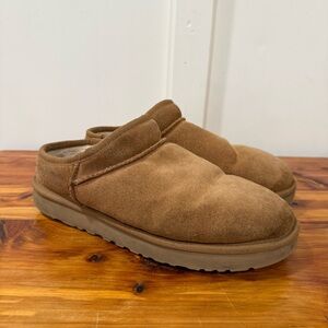 UGG Women's Classic Slippers